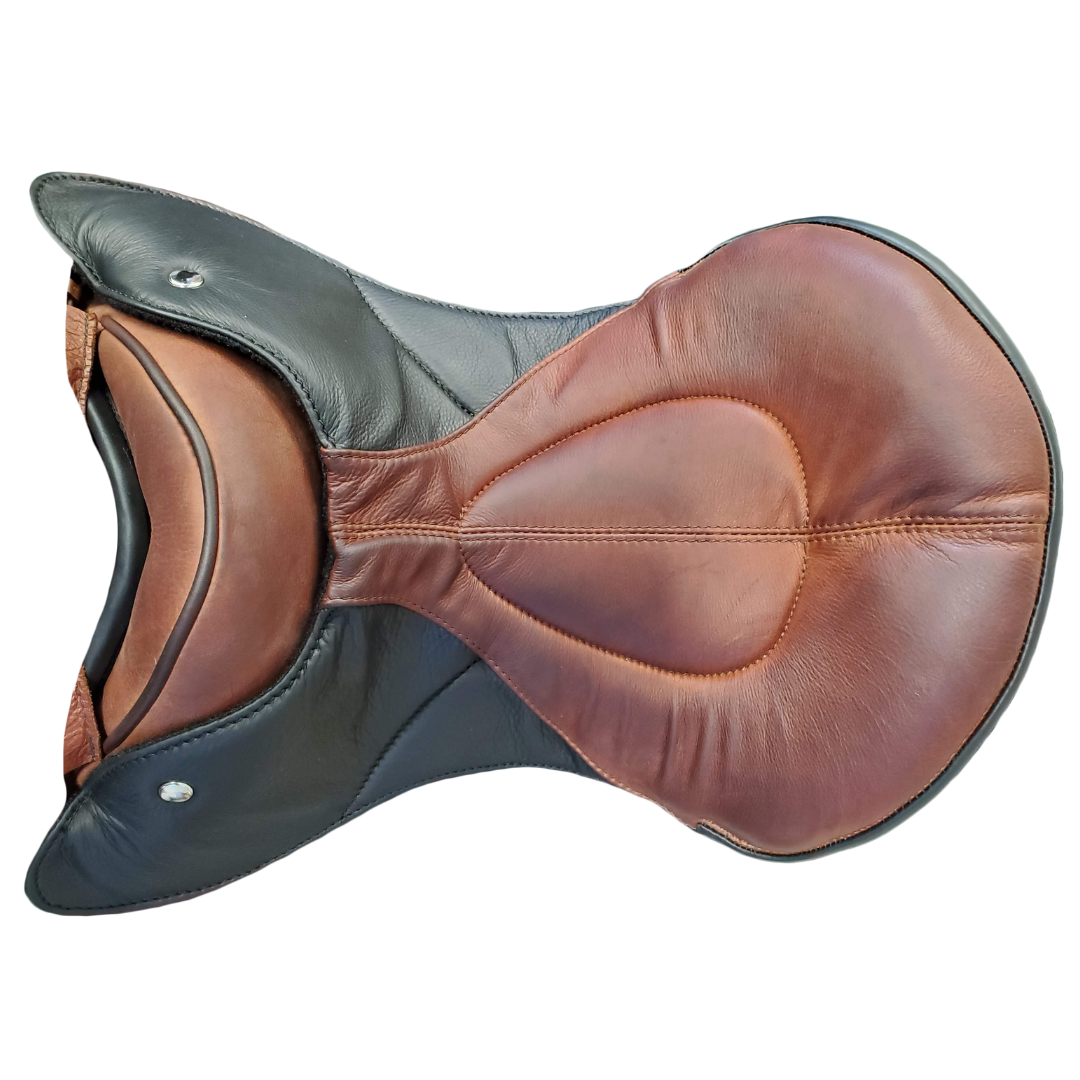 Sensation Ride™ Formal Seat with Black Ears/Binding and Mahogany Brown Seat